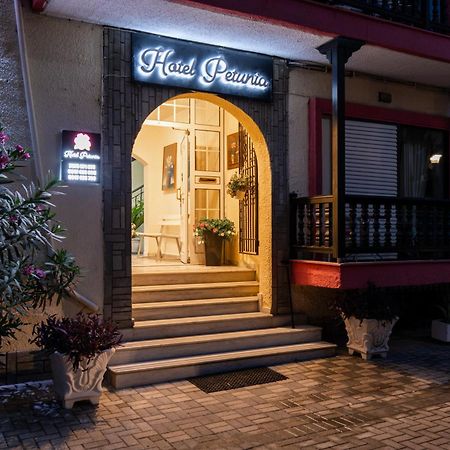 Hotel Petunia Неос Мармарас Екстериор снимка